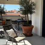 Luxury Sea View With Pool & Villa *