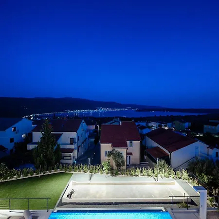 Luxury Sea View With Pool & Villa